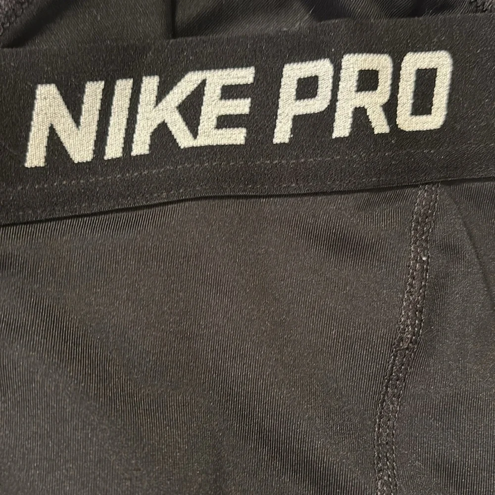 Nike pro black